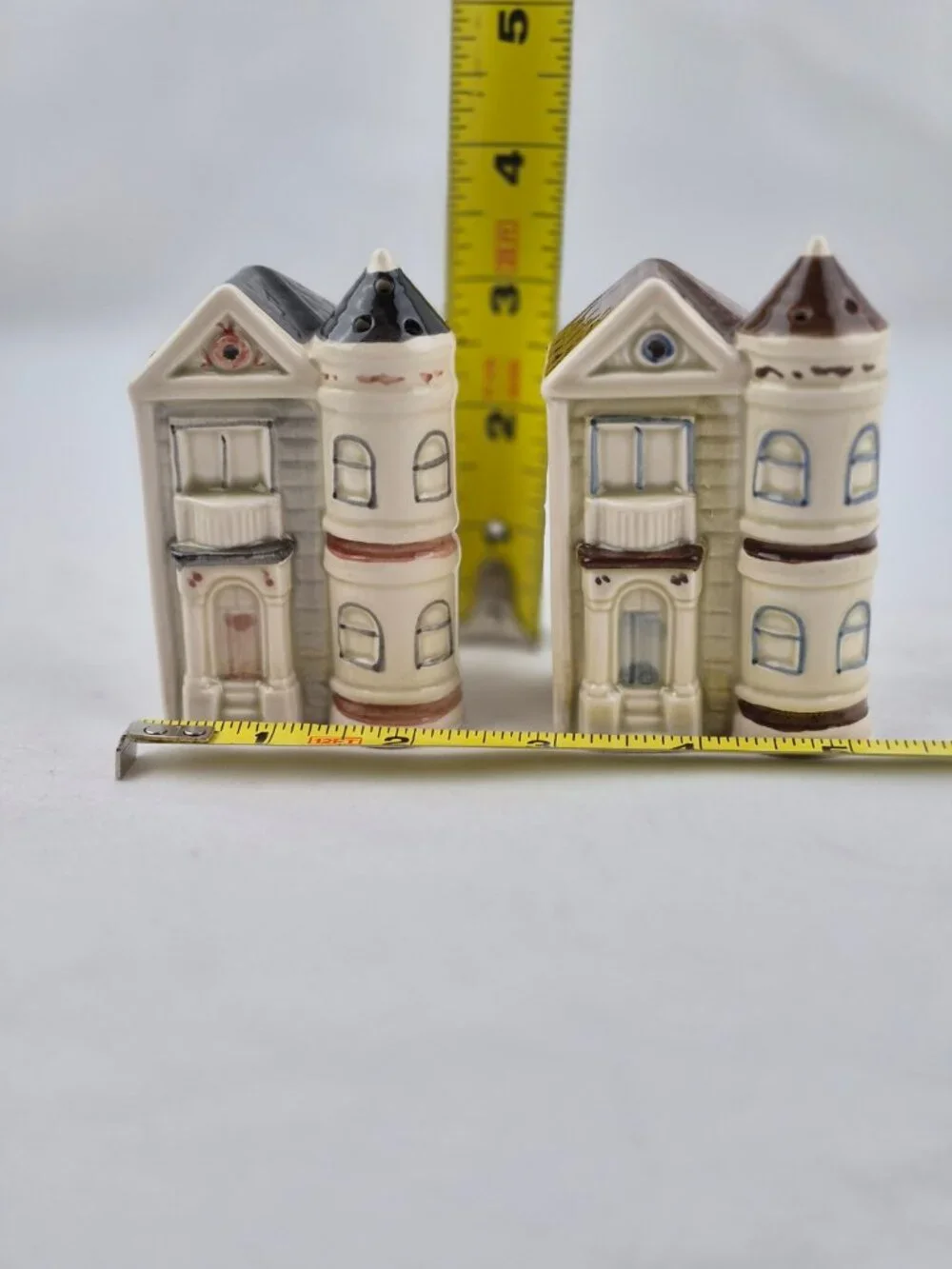Vintage Otagiri Victorian House Salt & Pepper Shaker Set Made in Japan